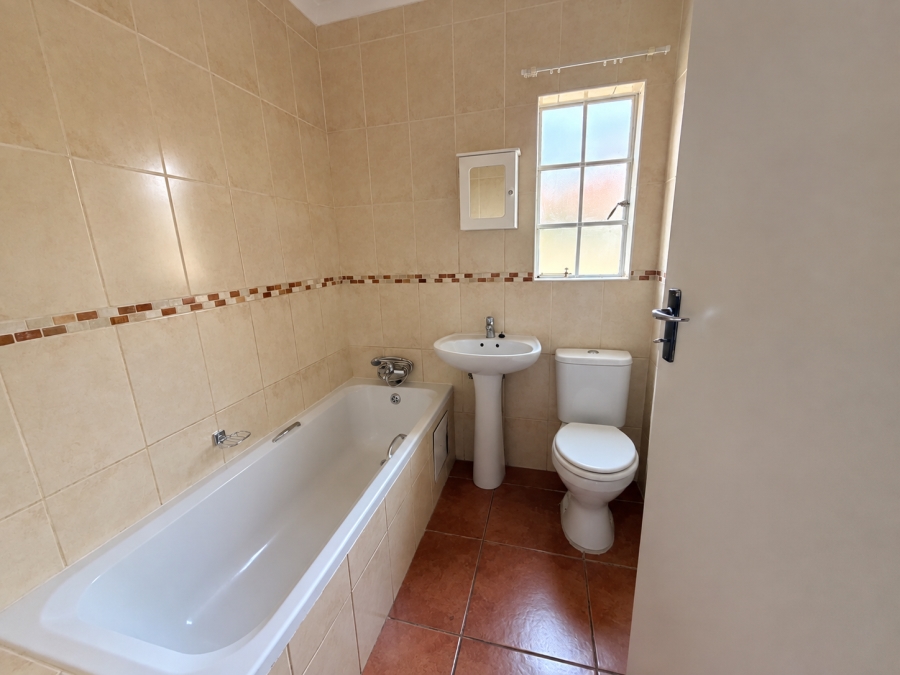 3 Bedroom Property for Sale in Waterkloof North West